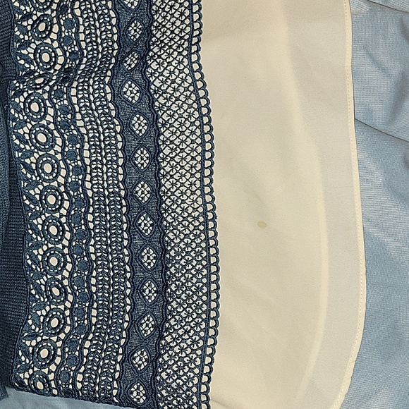 Women's Pullover Sweater - Picture 3 of 6